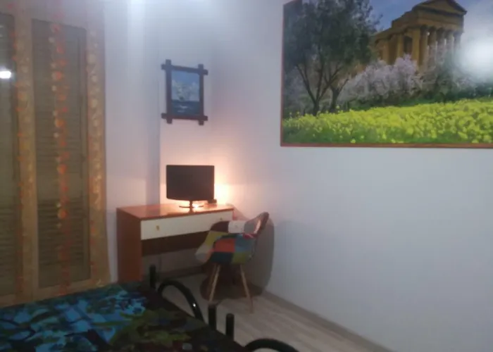 Vigata House Apartman Porto Empedocle